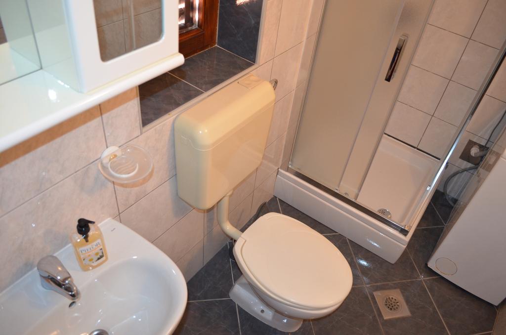 Apartment Borna Baška Екстериор снимка