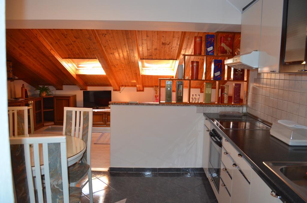 Apartment Borna Baška Екстериор снимка