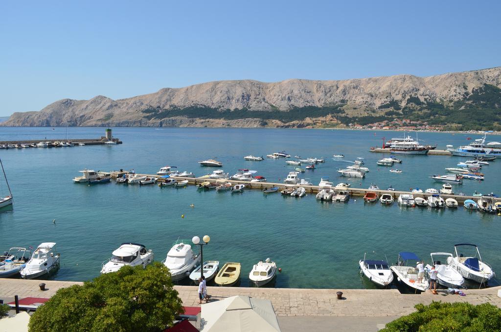 Apartment Borna Baška Екстериор снимка